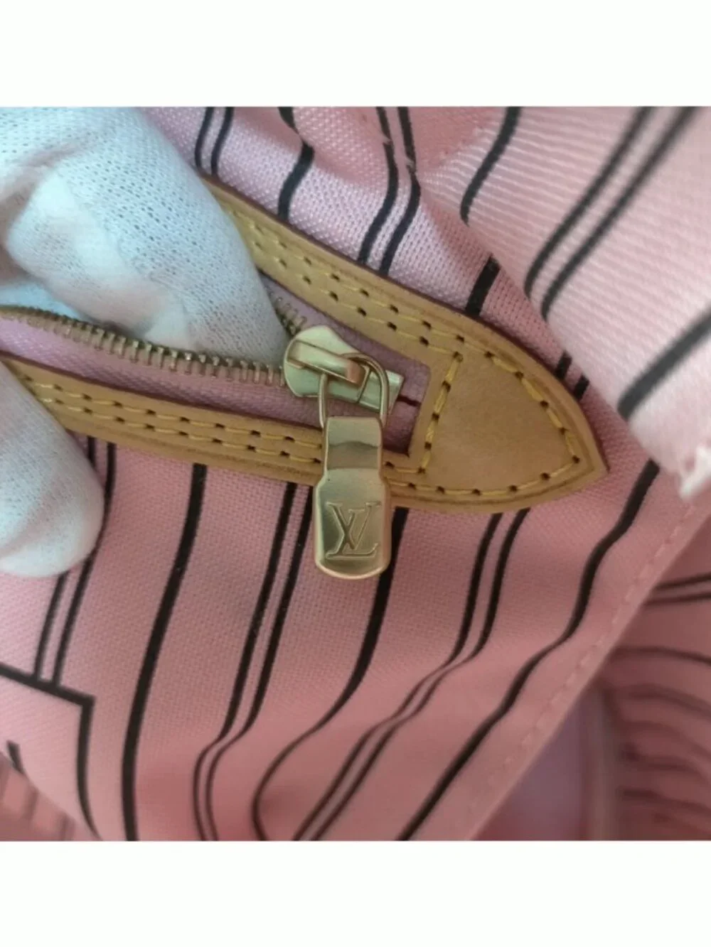 Authentic Louis Vuitton Neverfull MM Jungle Monogram Tote Bag - Picture 13 of 16